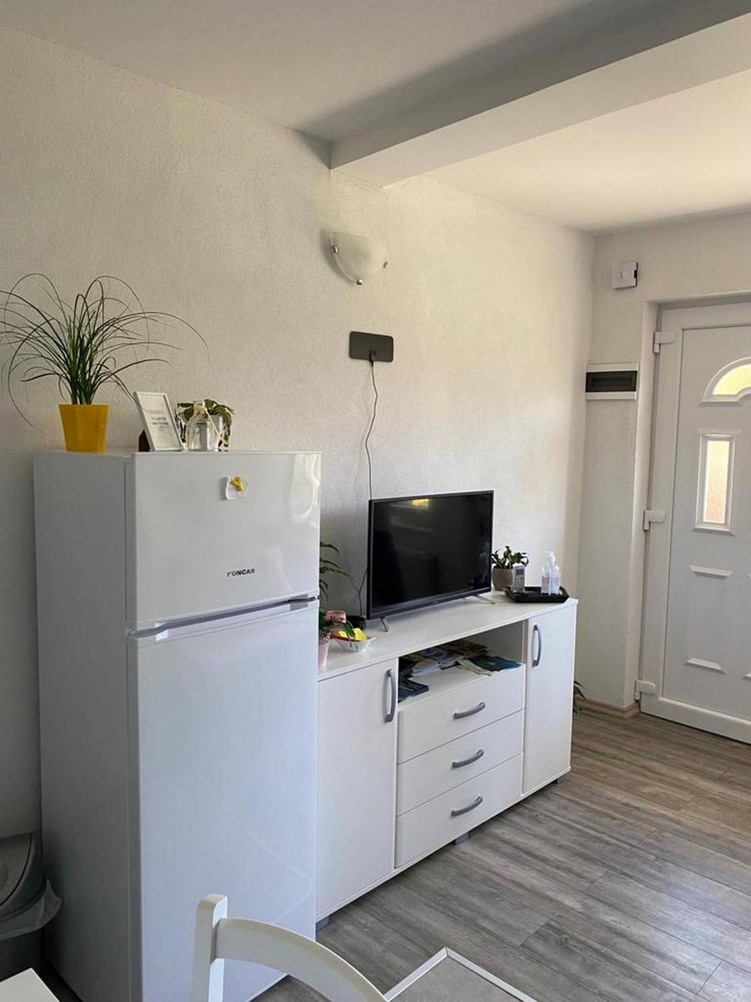 Rural Apartment Ante Drniš Εξωτερικό φωτογραφία