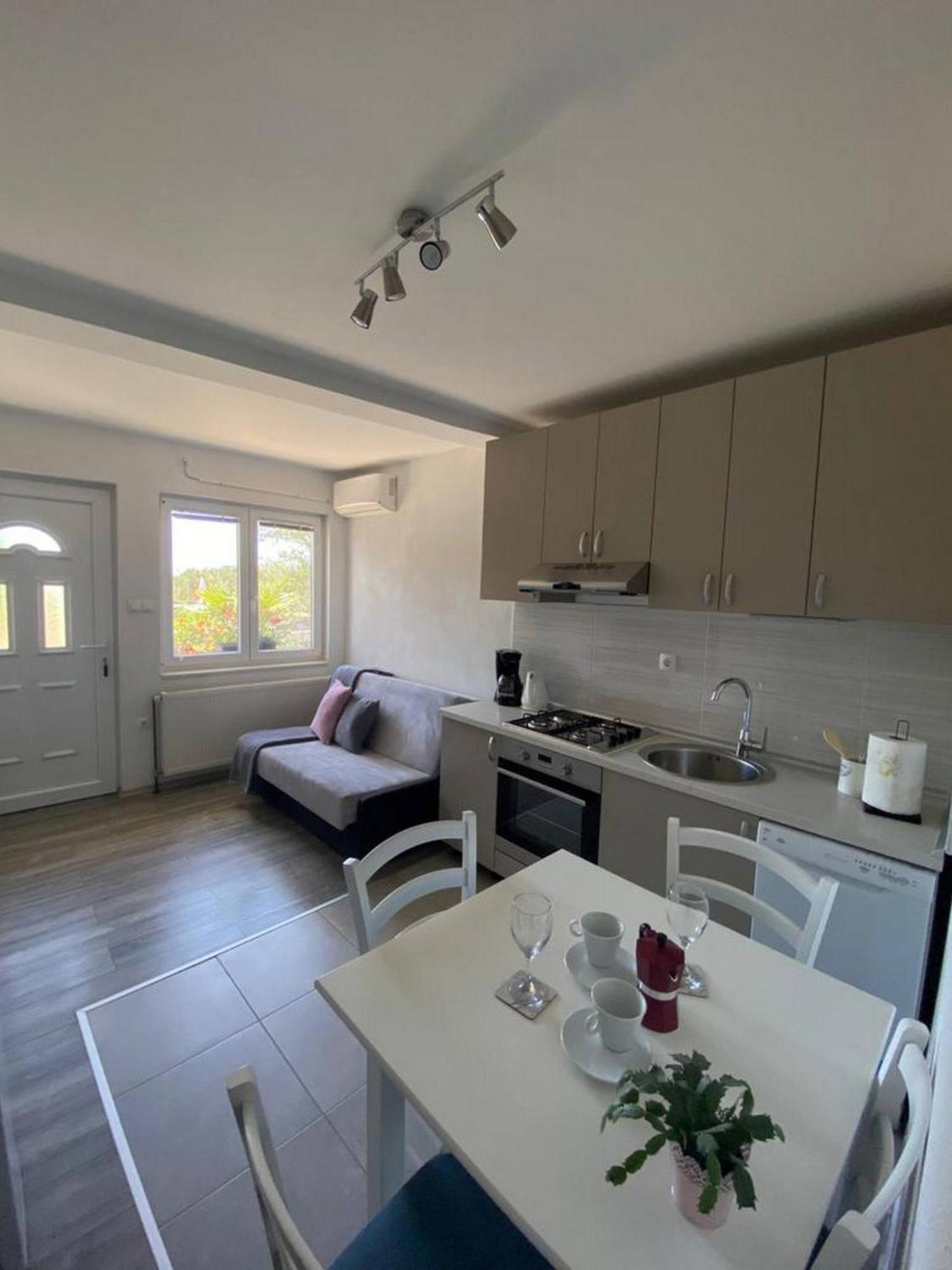 Rural Apartment Ante Drniš Εξωτερικό φωτογραφία