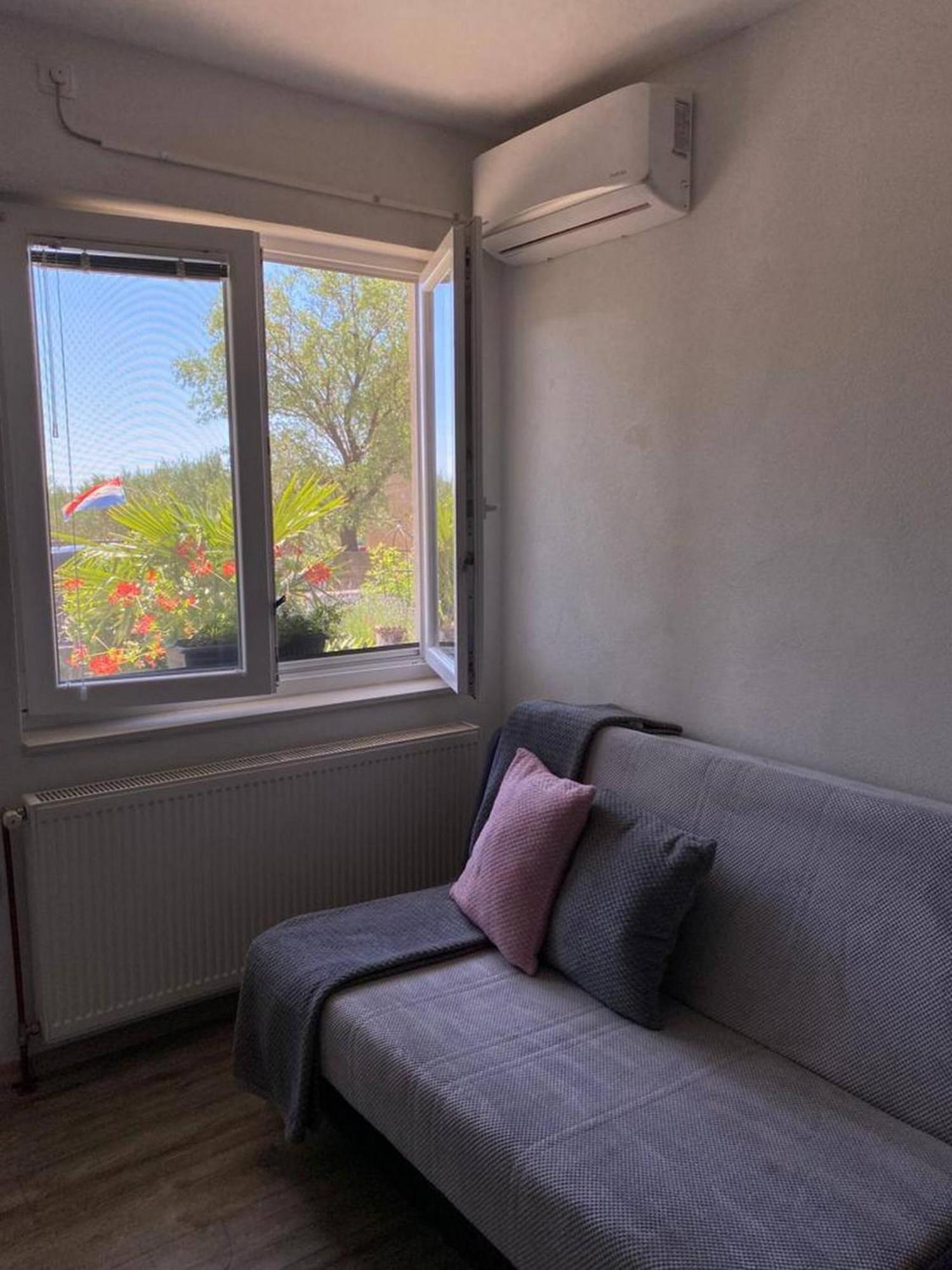 Rural Apartment Ante Drniš Εξωτερικό φωτογραφία