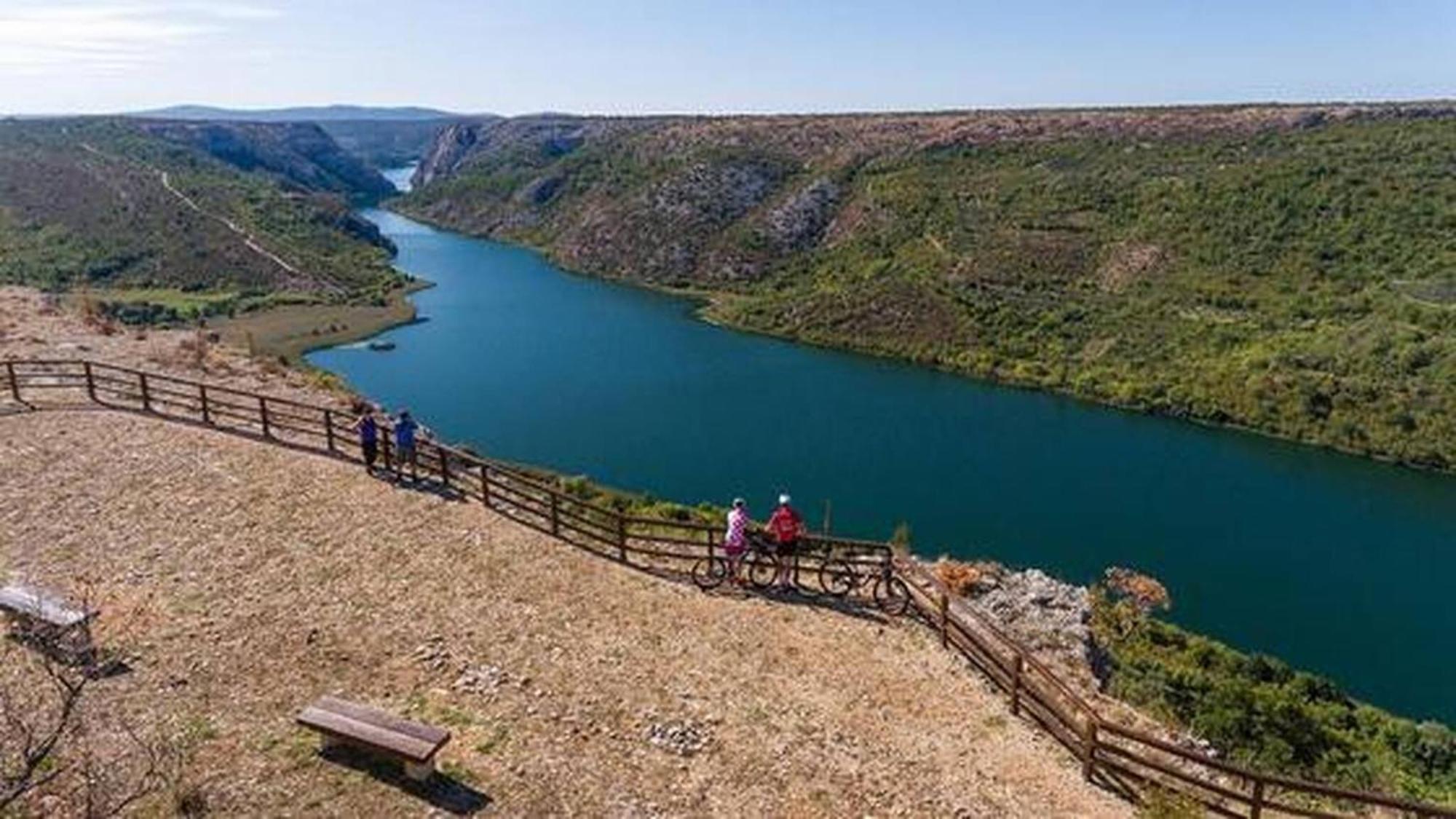Rural Apartment Ante Drniš Εξωτερικό φωτογραφία