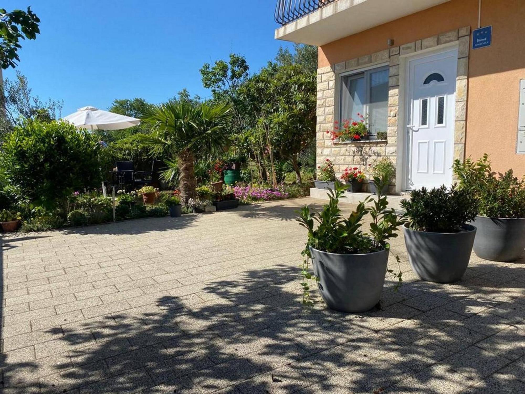 Rural Apartment Ante Drniš Εξωτερικό φωτογραφία