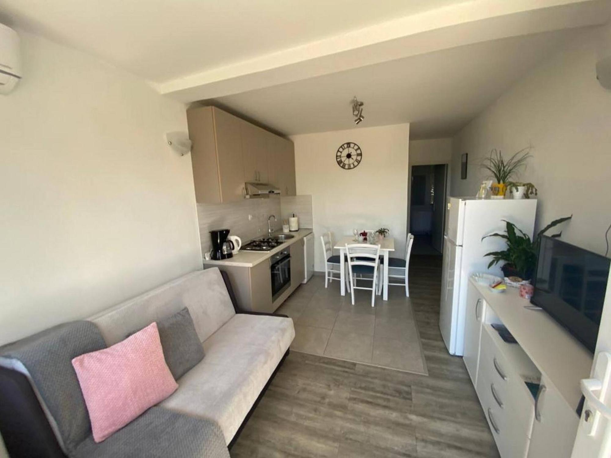 Rural Apartment Ante Drniš Εξωτερικό φωτογραφία